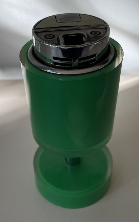 Sarome - Vintage Green Space Age Table Lighter – Table accessories, Plexiglass (photo 3 of 7)