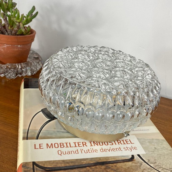 Lampada da parete/soffitto rotonda in vetro con piccoli fiori, stile vintage anni '70-'80. – Plafoniere, Glass (photo 4 of 9)