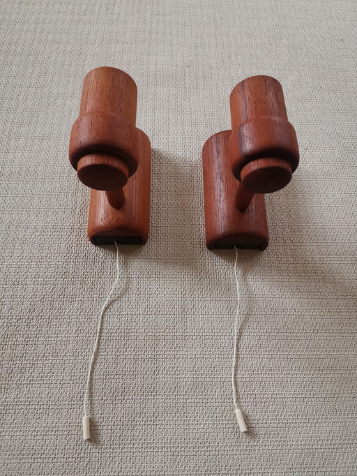 Ensemble d'appliques murales Domus de design danois en teck