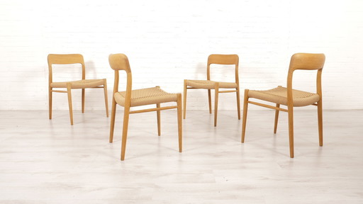 Set Van 4 Eetkamerstoelen | Niels Otto Moller | Eiken | Model 75