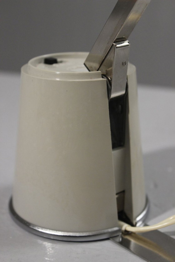 Image 1 of Lampada da viaggio vintage estensibile a forma di pillola, design "Lampette", Germania, anni '70