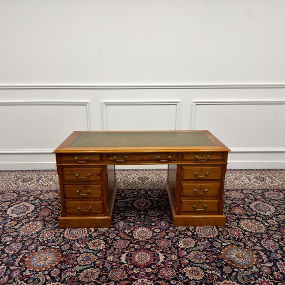 Klassischer englischer Globe Wernicke Schreibtisch – Leather, Wood (photo 4 of 18)