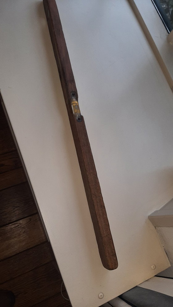 Image 1 of vieux niveau à bulle