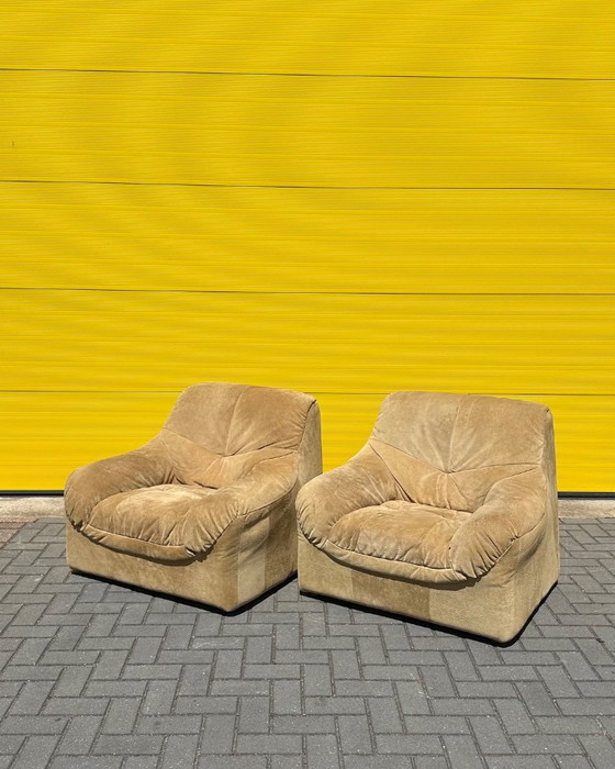 Set di Poltrone lounge vintage in camoscio – anni '70 – Pelle (photo 9 of 18)