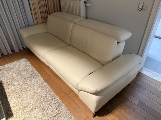 Image 1 of Dreisitzer-Ledersofa mit elektrischer Relaxfunktion, 2,46 m (neu 5350 €)