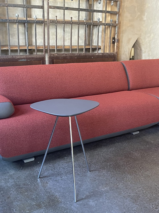 Image 1 of Leolux Liliom side table anthracite lacquer