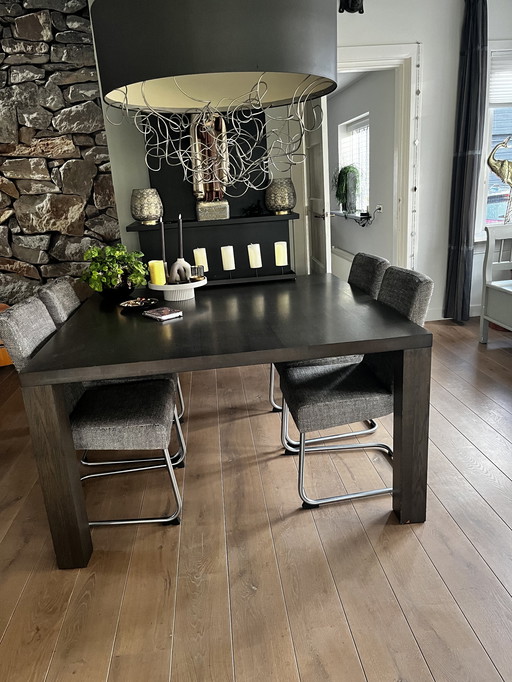 Bert Plantagie eettafel