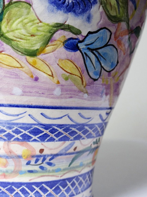 Vaso vintage portoghese in terracotta smaltata con decorazione floreale dipinta a mano. – Vasi, Ceramic (photo 10 of 13)