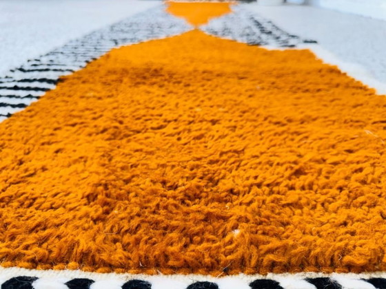 Image 1 of Handgemaakt Marokkaans vloerkleed van 300x70 cm: Berber haltapijt