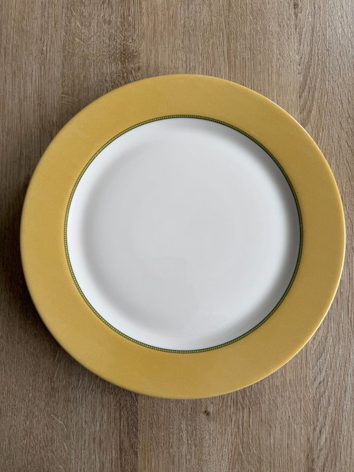 Assiettes plates en porcelaine J.G. Durand