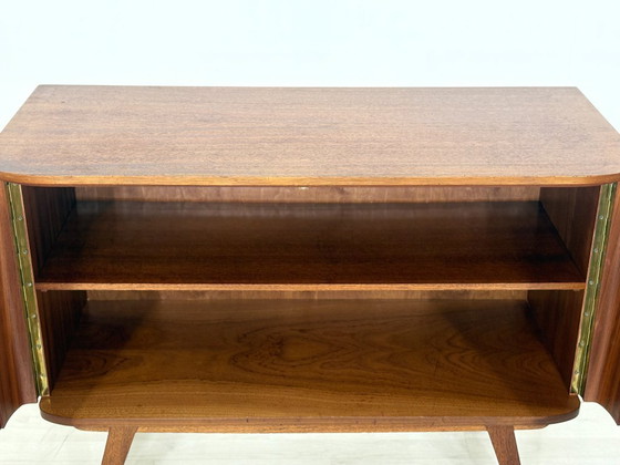 Image 1 of Commode/dressoir/vintage barkast uit het midden van de 20e eeuw – jaren 60