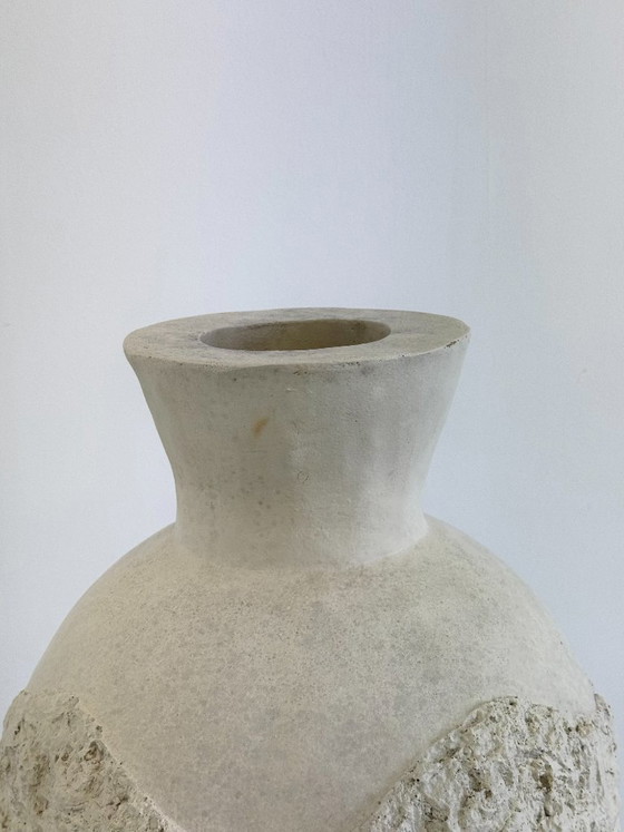 Image 1 of Large vintage earthenware vase with a travertine look