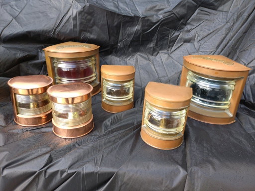 Set di 6 diverse lampade nautiche antiche