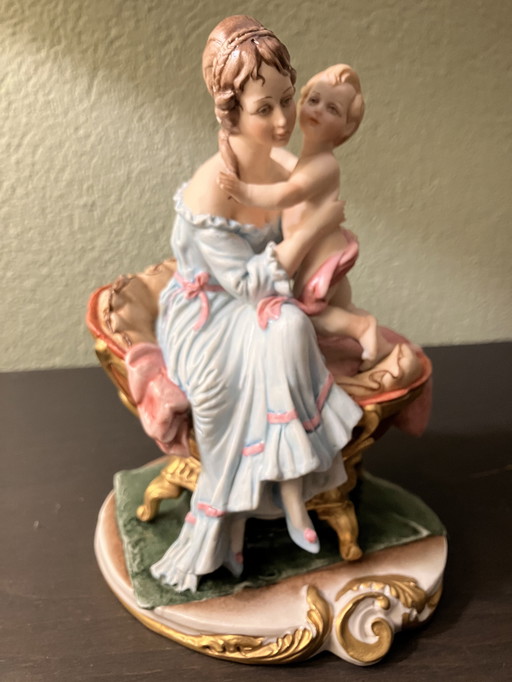 Statue de Capodimonte Mère et Enfant