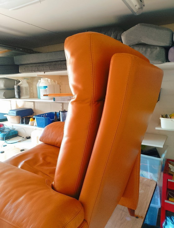 Image 1 of Twee club durlet zetels - relaxzetel- vintage model - cognac -rundsleer