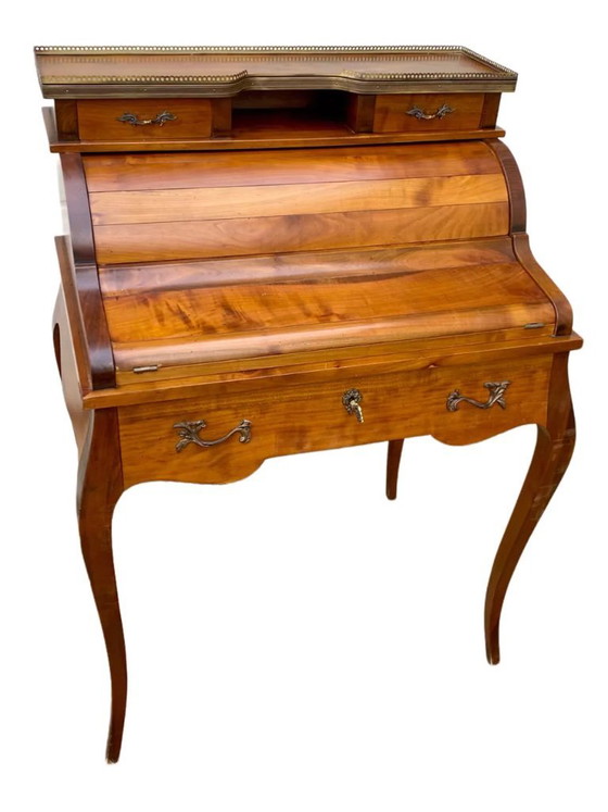 Image 1 of Scrivania a cilindro in stile Luigi XV, 6 cassetti