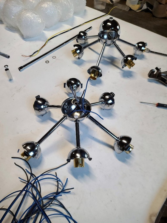 Image 1 of Lampadario Sputnik con 12 globi - cromato anni '70
