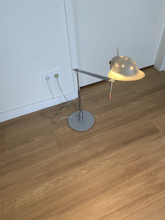 Image 1 of Vloerlamp prototype Floor 75 W halogeen ontwerper Ingo Maurer