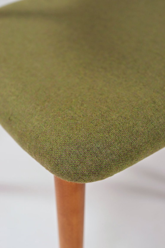 Image 1 of Eetkamerstoelen set van 4 natuurlijk hout, bekleding van groene wol