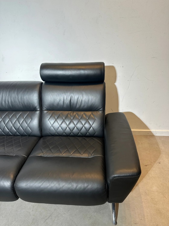 Sofá Stressless de 2 plazas – piel negra – Loveseat (photo 4 of 6)