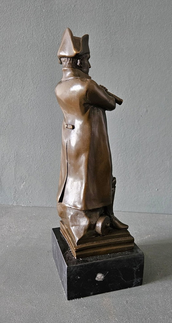 Image 1 of Una statua in bronzo patinato di Napoleone