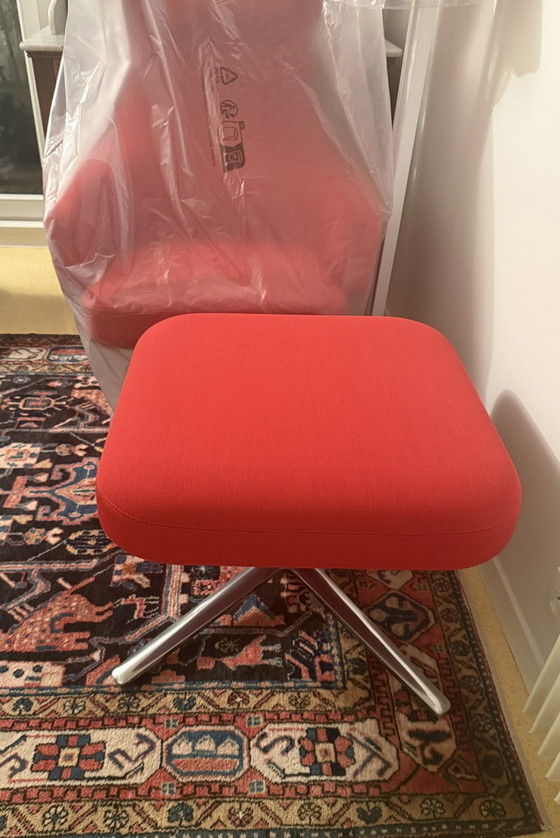 Image 1 of Sillón Vitra Grand Repos con otomana