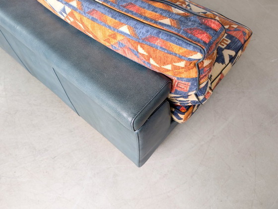 Image 1 of Sofá original de Giorgio Soressi, diseño de 1990, otomana de cuero