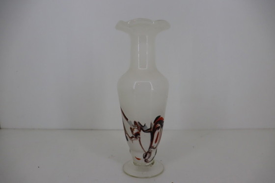 Image 1 of Vintage opaline / milk glass vase with splatter pattern (23 cm)