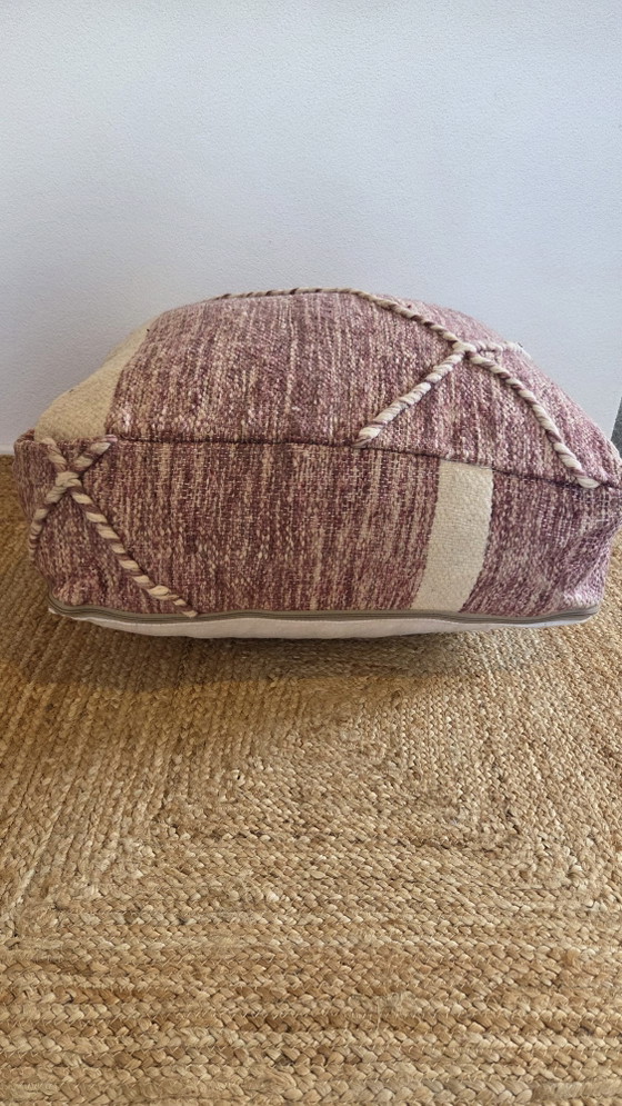 Vintage Kilim Pouf Handmade in Morocco – Footstools & poufs, Wool (photo 4 of 7)