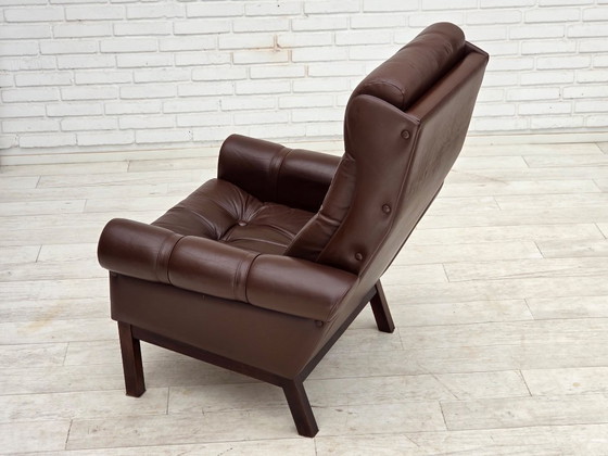 Image 1 of Sillón danés de los años 70, tapizado en cuero marrón original.
