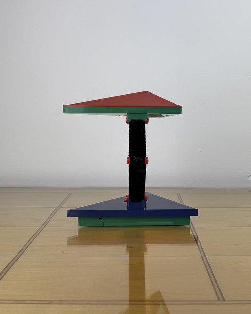 Lampada postmoderna in stile Memphis di Kyoji Tanaka, Giappone anni &#39;80, lampada vintage, lampada da tavolo, Rabbit Tanaka, 