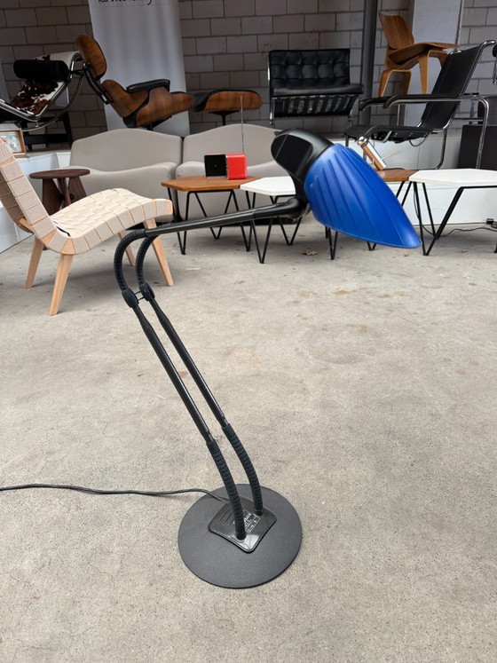 Lampada da tavolo Arteluce Tang, Stephan Copeland – Lampade da tavolo, Metallo, Plastica (photo 2 of 9)