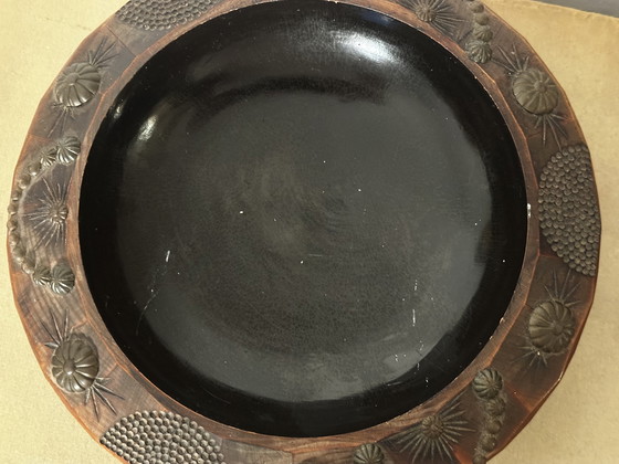 Image 1 of Vide Poche Tripode en Bois Sculpté ornements Metal - Mi-XX e siècle 