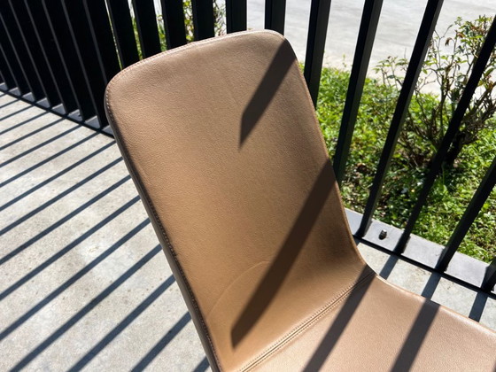 Image 1 of Vitra Monopod Ledersessel