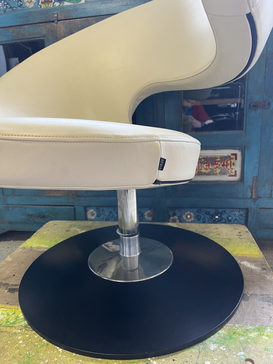 Image 1 of Varier Peel Club Design-Sessel aus cremefarbenem Leder