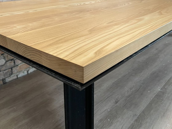 Tavolo da pranzo allungabile – Legno e metallo nero – Tavoli da pranzo, Wood (photo 3 of 9)