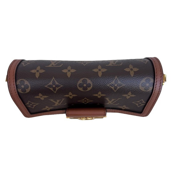 Louis Vuitton Mini Dauphine – Crossbody tassen, Calfskin (photo 6 of 12)