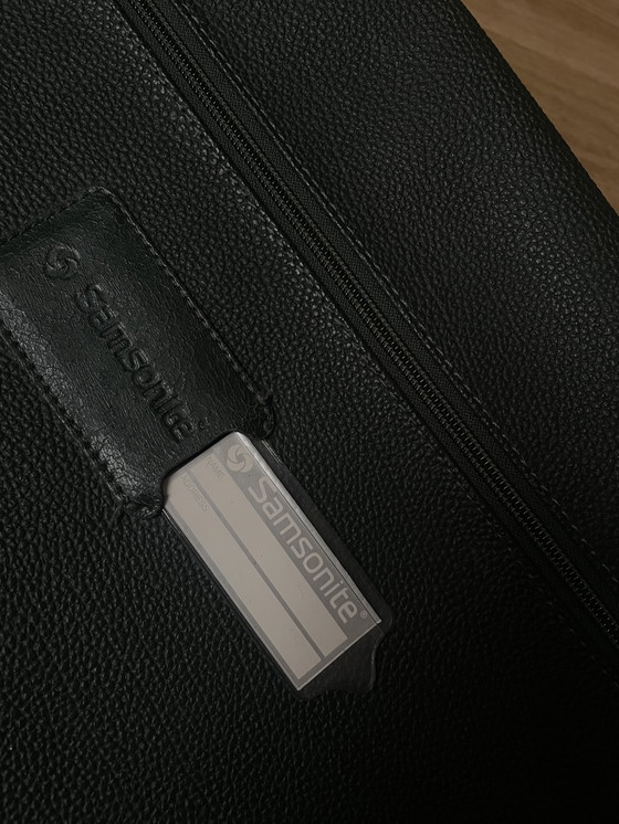 Image 1 of Valigia Samsonite dal design vintage