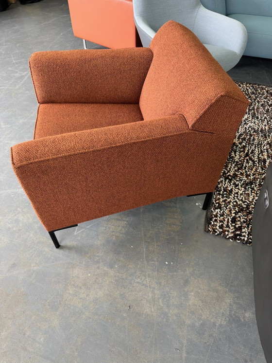 Image 1 of Poltrona Bloq di Design on Stock