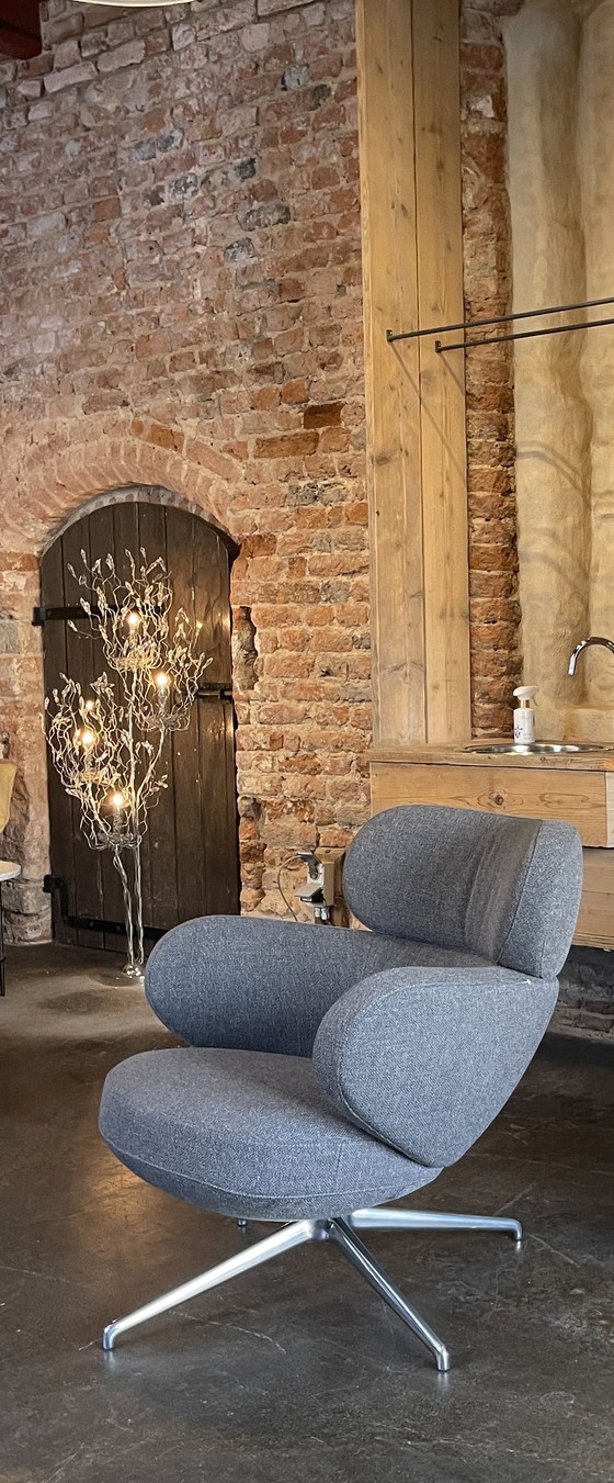 Image 1 of Poltrona girevole Pode Bibo NUOVA