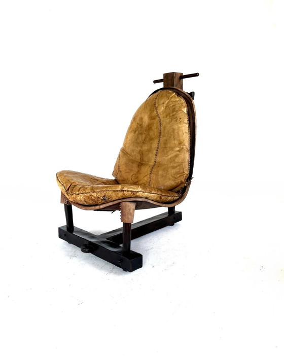 Image 1 of Brazilian Brutalist three-legged armchair '60