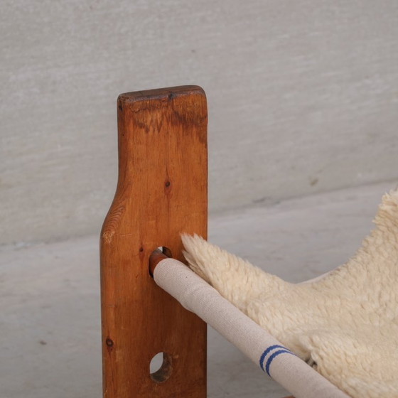 Image 1 of Poltrona a fionda spagnola in legno e tela della metà del secolo scorso