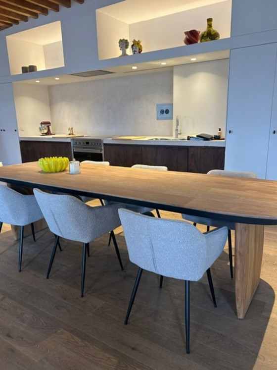 Image 1 of Dining table