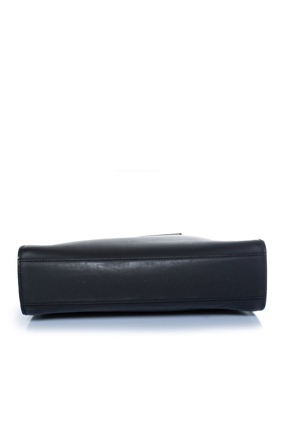 Gucci, bolso G negro en piel nobuk. – Bolsos de hombro, Calfskin (photo 5 of 12)