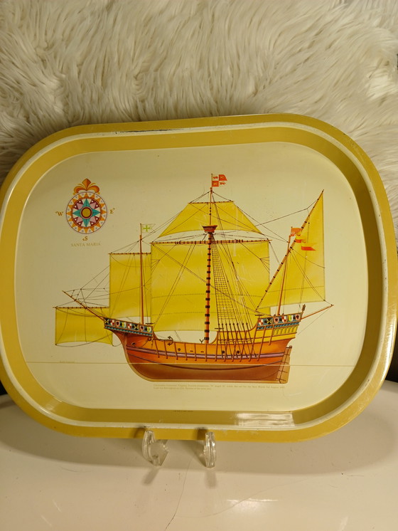 Image 1 of Vassoio di metallo con Santa María di Keith Cresswell