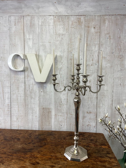Grand chandelier