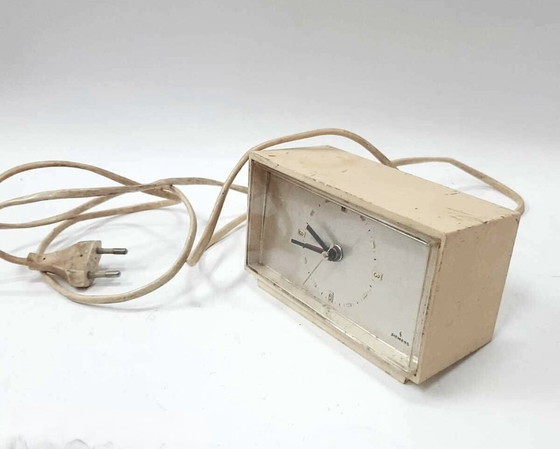 Image 1 of Vintage 1970s, Siemens type MU 1000 electric clock