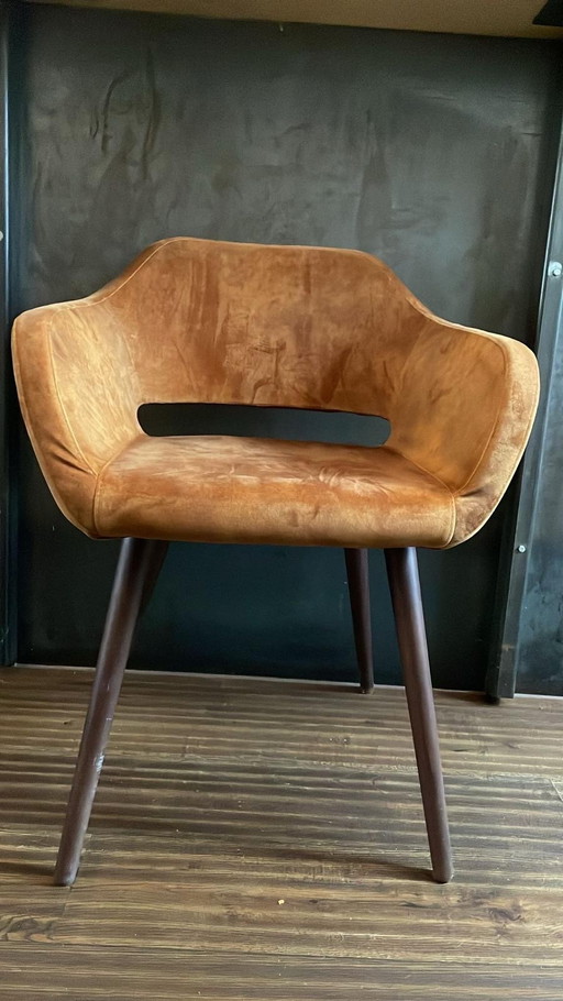 Chaises May