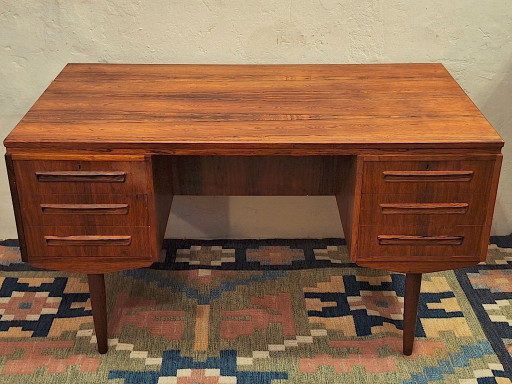 Escritorio de doble cara de palisandro de mediados de siglo, diseñado por J. Svenstrup, Dinamarca, década de 1960.