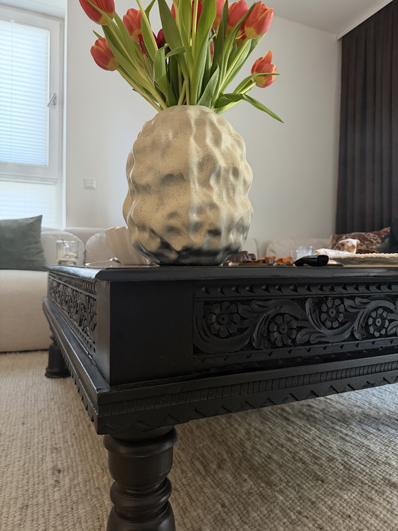 Image 1 of Tavolino da caffè artigianale in legno massello di sheesham - pezzo unico